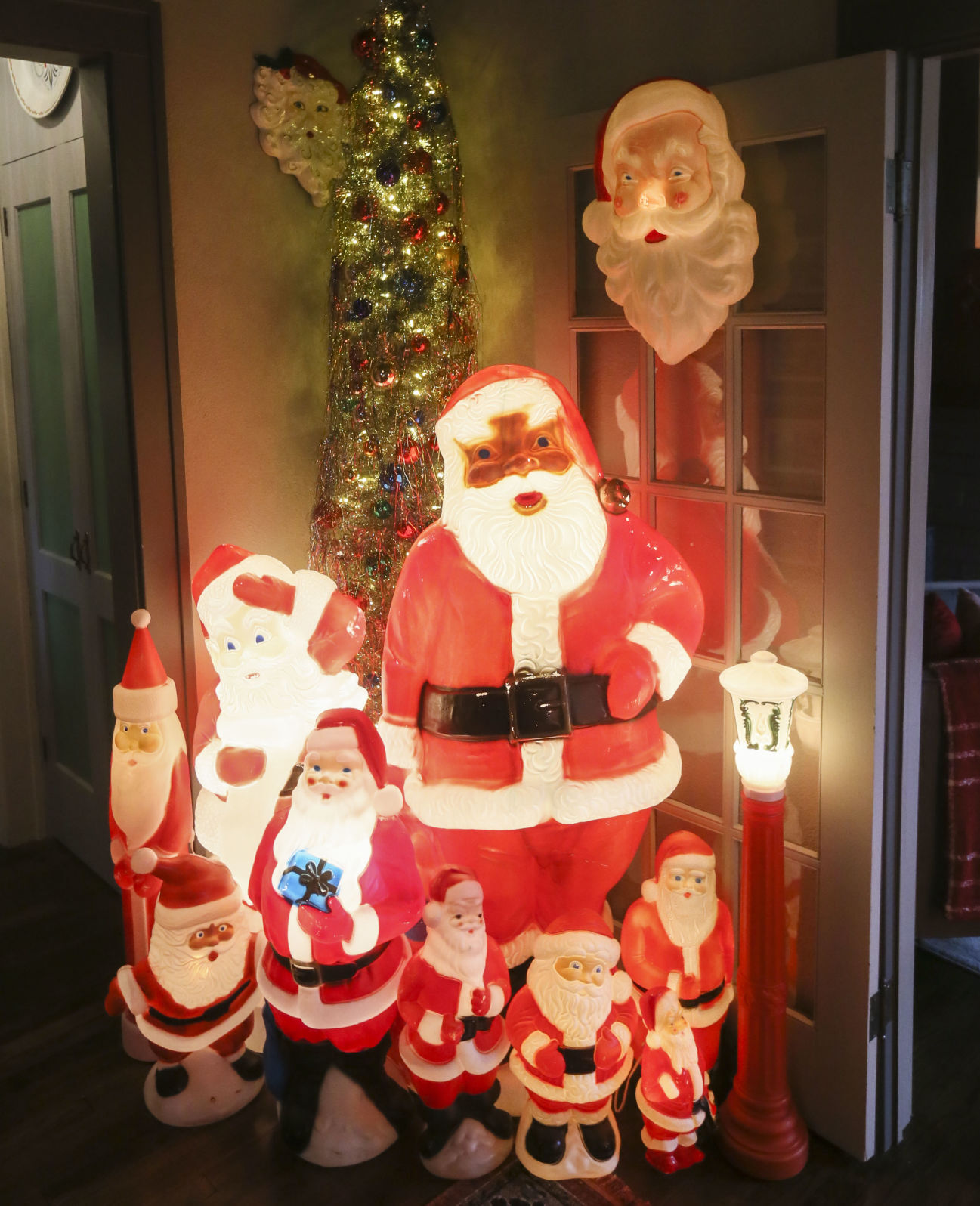 112420-qc-nws-decorations-34.JPG